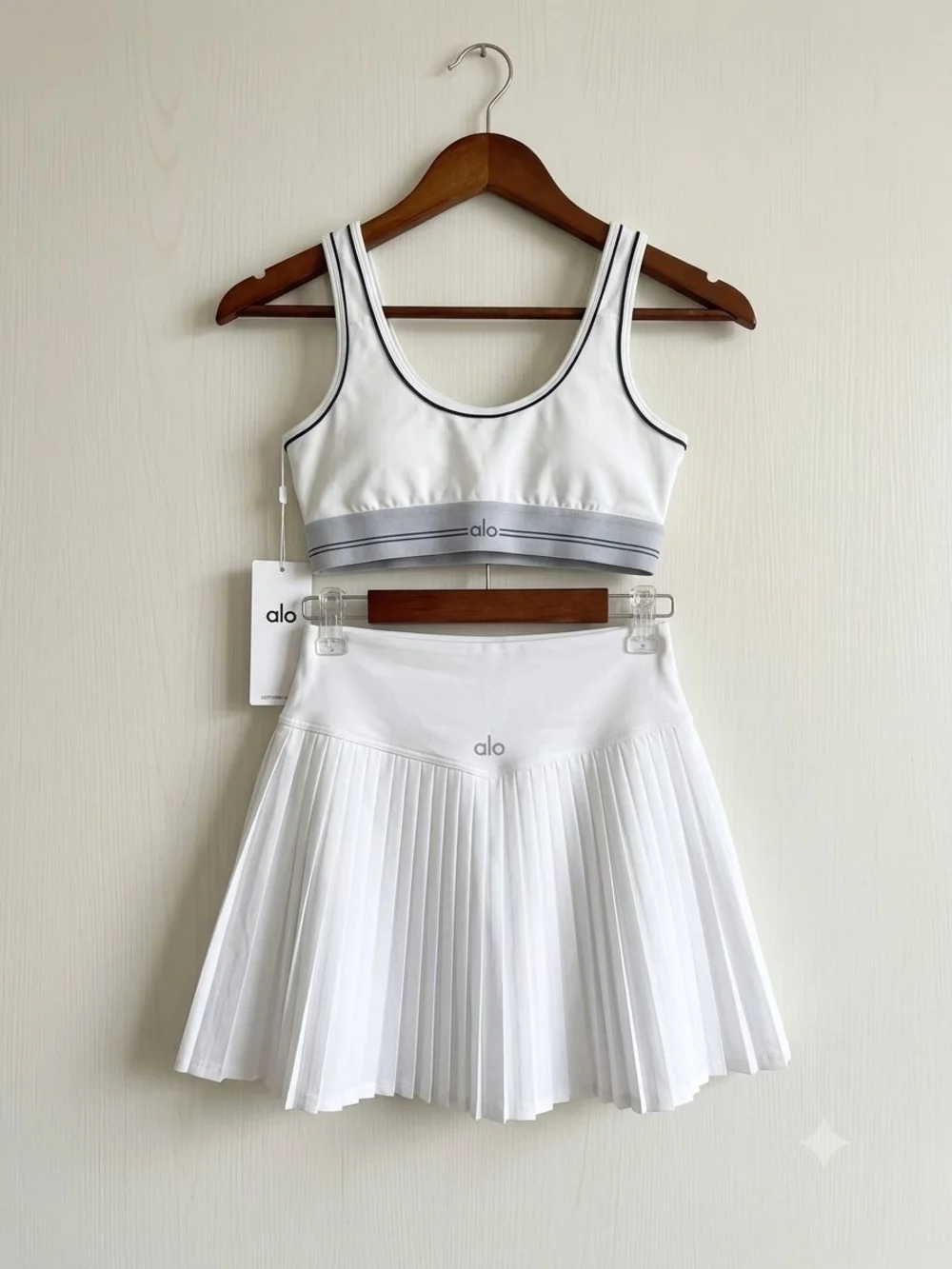 ALO Yoga White Pleated Tennis Skirt